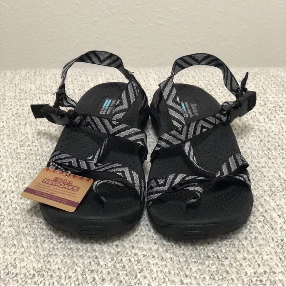 Skechers Modern Comfort Womens Haystack Sandals